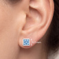 Preview: Ohrstecker quadratisch 925 Sterling Silber 2 Zirkonia hellblau blau Ohrringe
