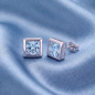 Preview: Ohrstecker quadratisch 925 Sterling Silber 2 Zirkonia hellblau blau Ohrringe