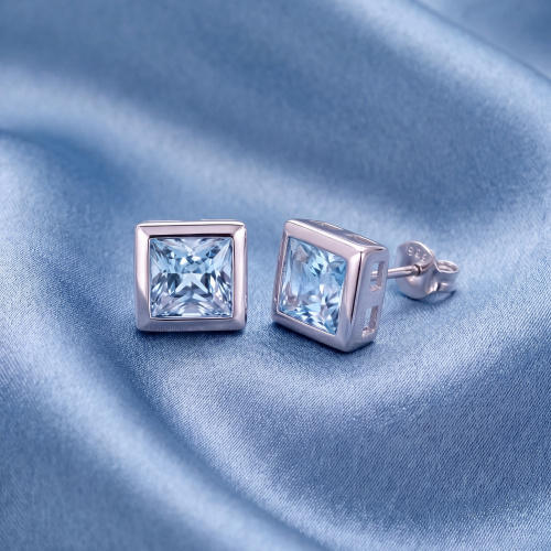 Preview: Ohrstecker quadratisch 925 Sterling Silber 2 Zirkonia hellblau blau Ohrringe