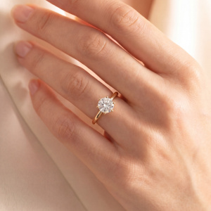 Preview: Damen Ring Solitär 333 Gelbgold 1 Lab-Grown-Diamant Brillant 1,0 ct.