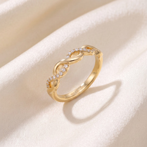 Preview: Damen Ring 925 Sterling Silber vergoldet mit 23 Lab-Grown-Diamanten 0,20ct.